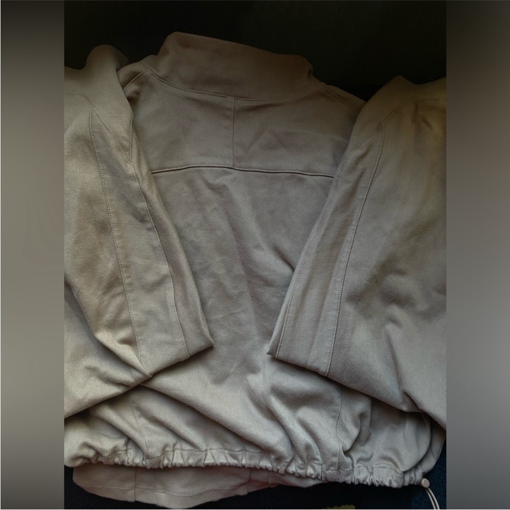 Alo Yoga Toasted Almond On Point Jacket - Picture 5 of 7